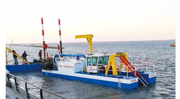 6寸絞吸式挖泥船